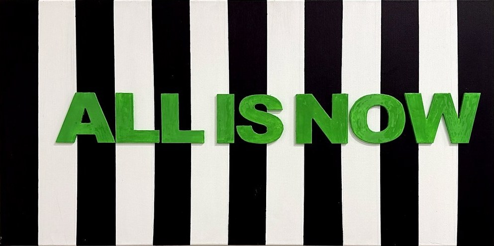 Brilliantly Unbound No. 1, ALL IS NOW in Grün auf schwarz-weiß gestreiftem Grund